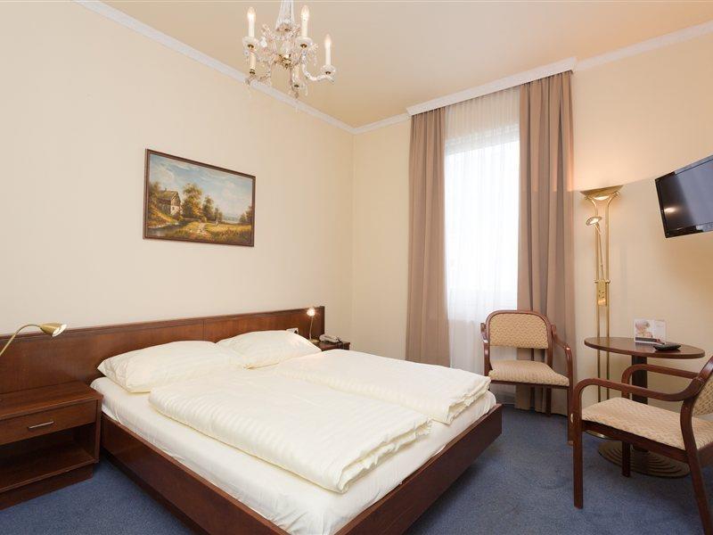 Tulip Inn Vienna Thuringer Hof 1