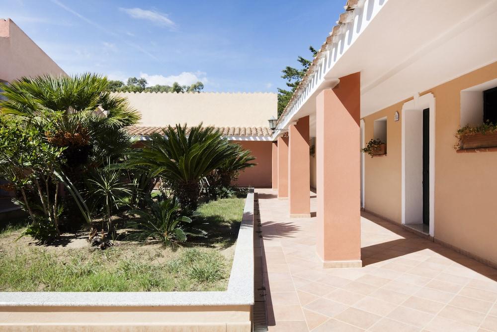 Club Hotel Marina Seada Beach 2