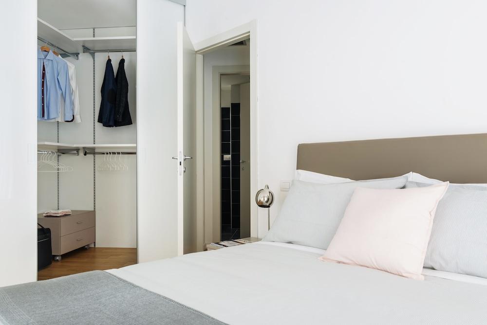 Home at Hotel - Fara 2