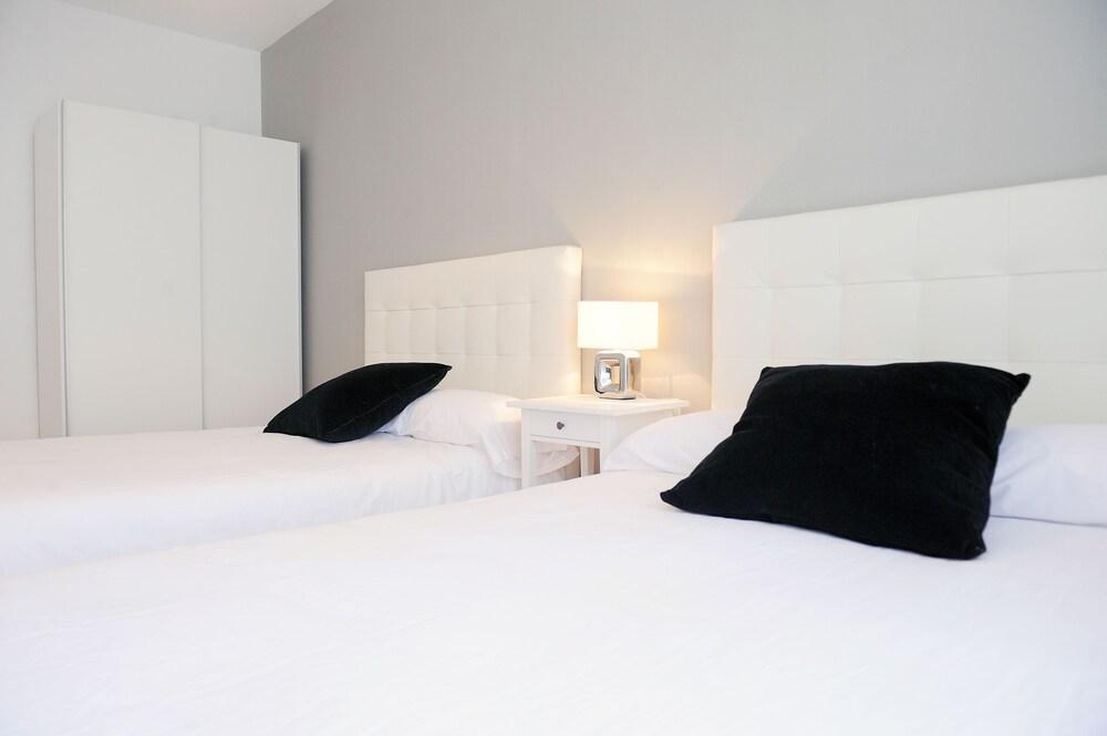 Amazing City Center Apartment 2