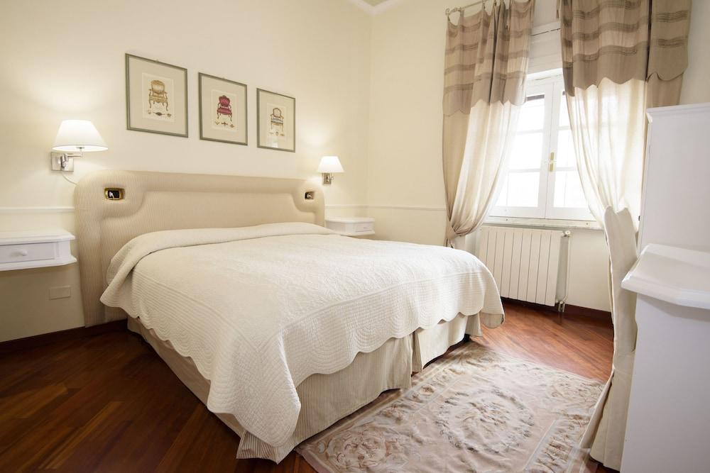 Calycanto Guest House 1