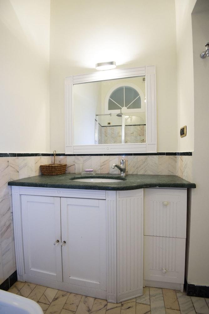 Calycanto Guest House 2