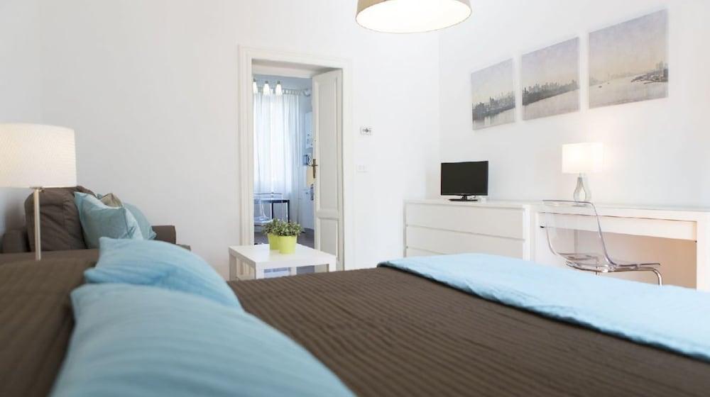 Fashion 37 Apartment