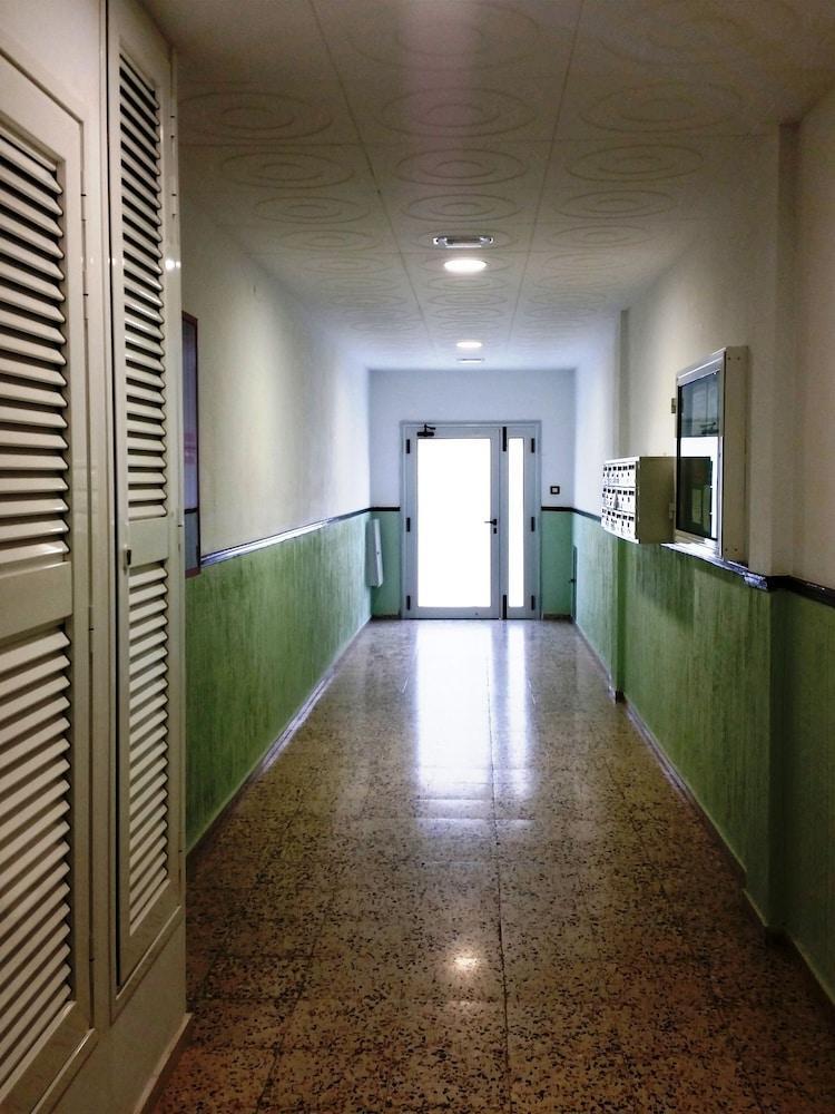 Acosta El Medano 2 Bedrooms 2 Mins Beach 1