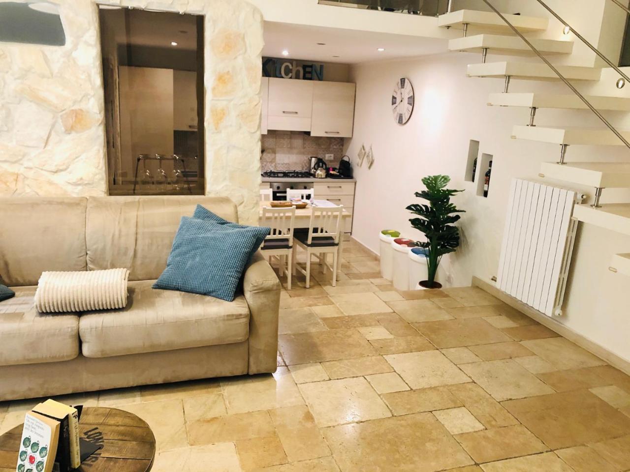 Spazio M&M Cso Xxii Marzo 39 1