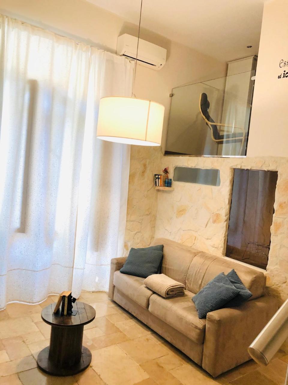 Spazio M&M Cso Xxii Marzo 39 2