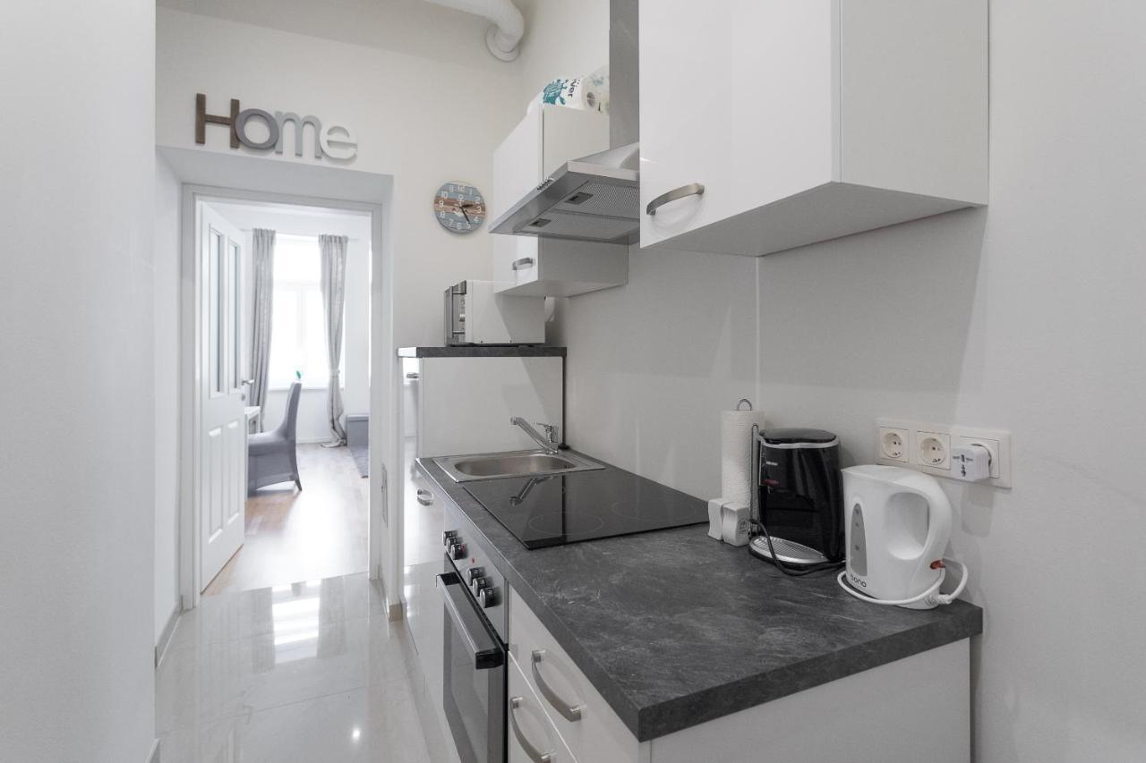 Lovely Studio Apartment Volkertmarkt 1