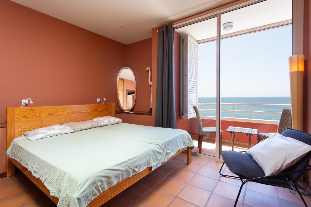 Amazing Beachfront Property Casa Corina I 2