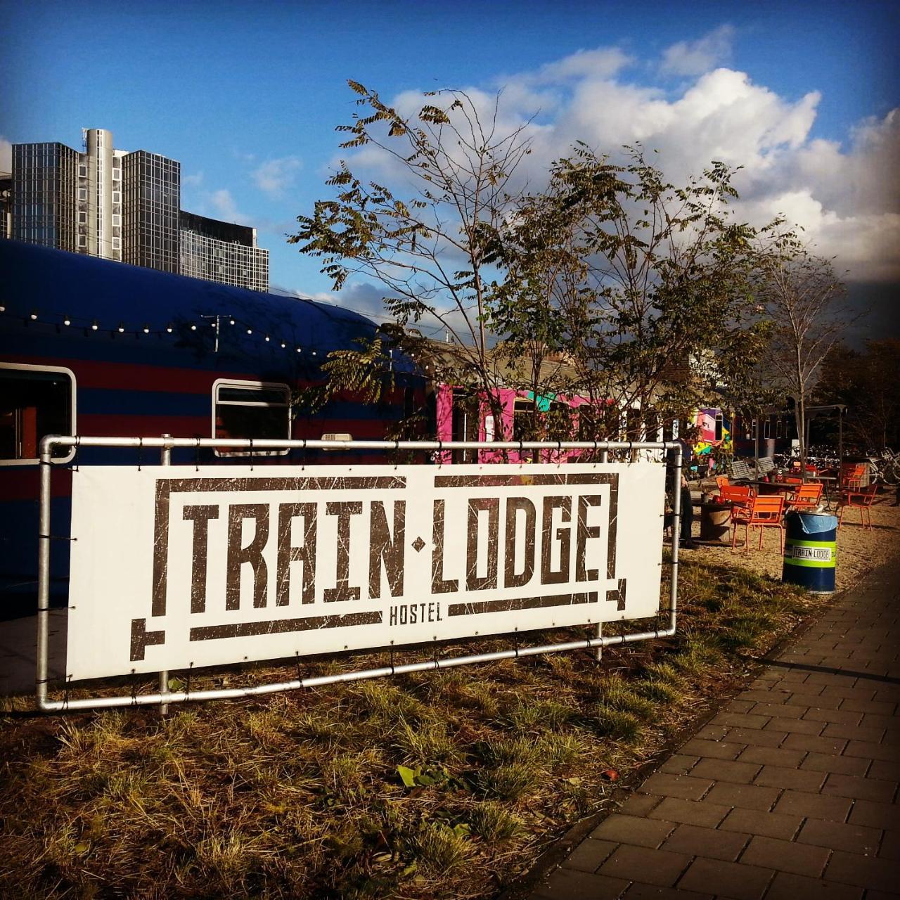 Train Lodge Amsterdam 1