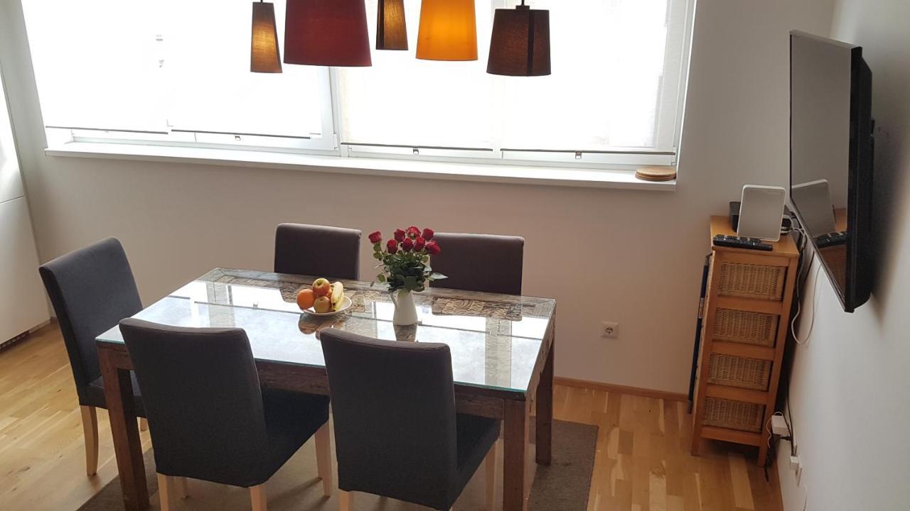 Moderne Maisonette Mit Terrasse 2