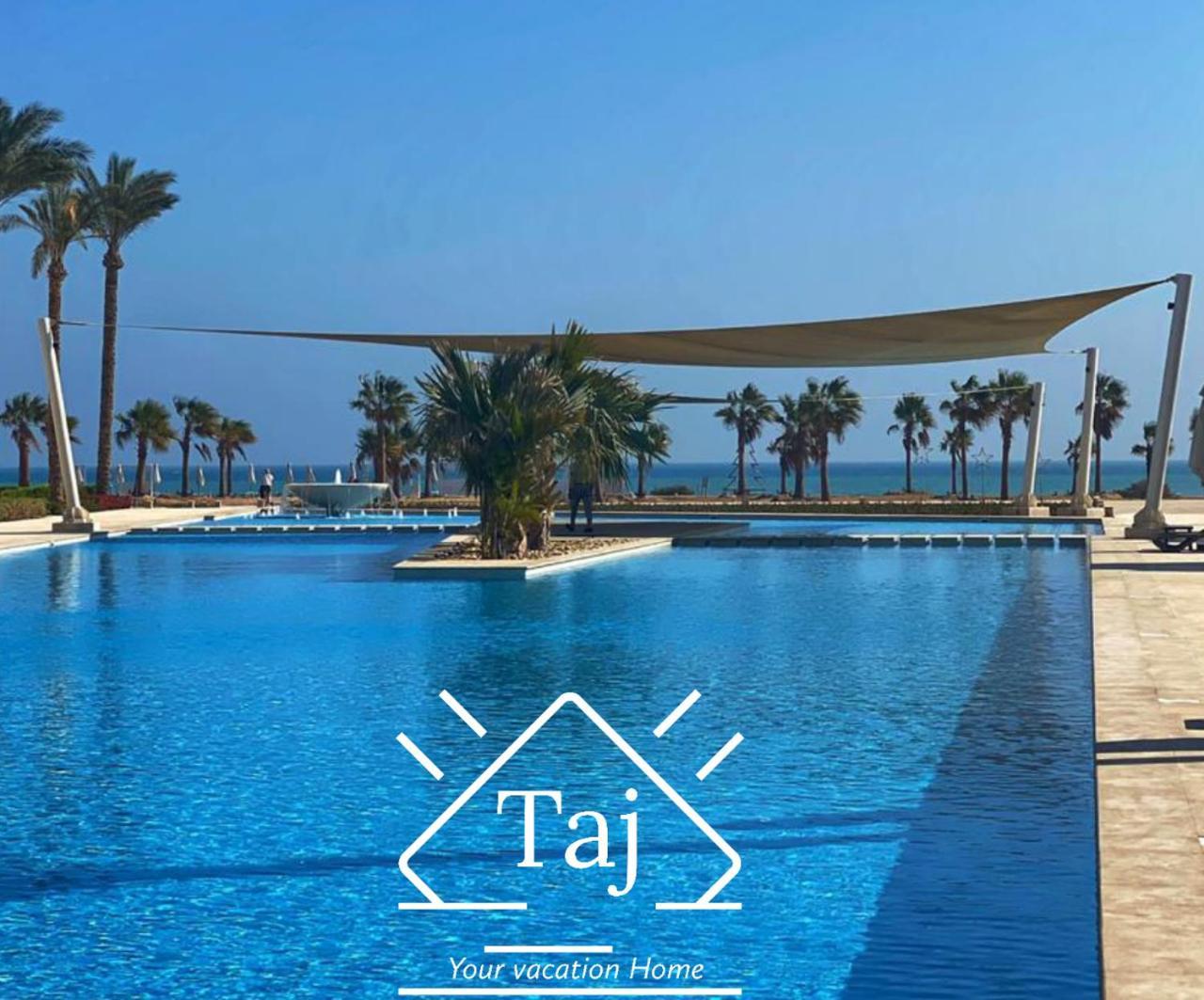 Taj Home, Mangroovy, Pool View, Free Beach Access with Nanny's Room