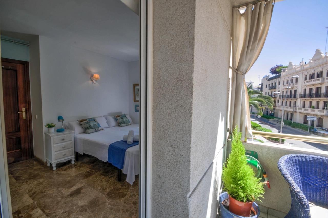 The Rose by Hello Homes Sitges