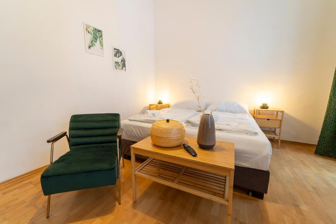 Seraphina I Levestate 1