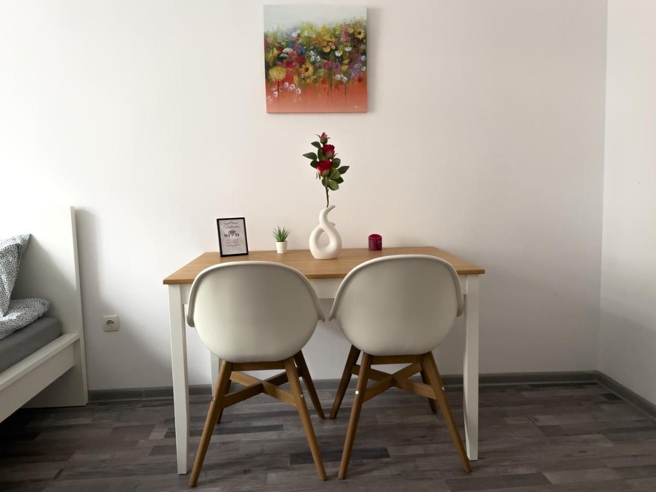 Cosy Studio Near Central Station 1