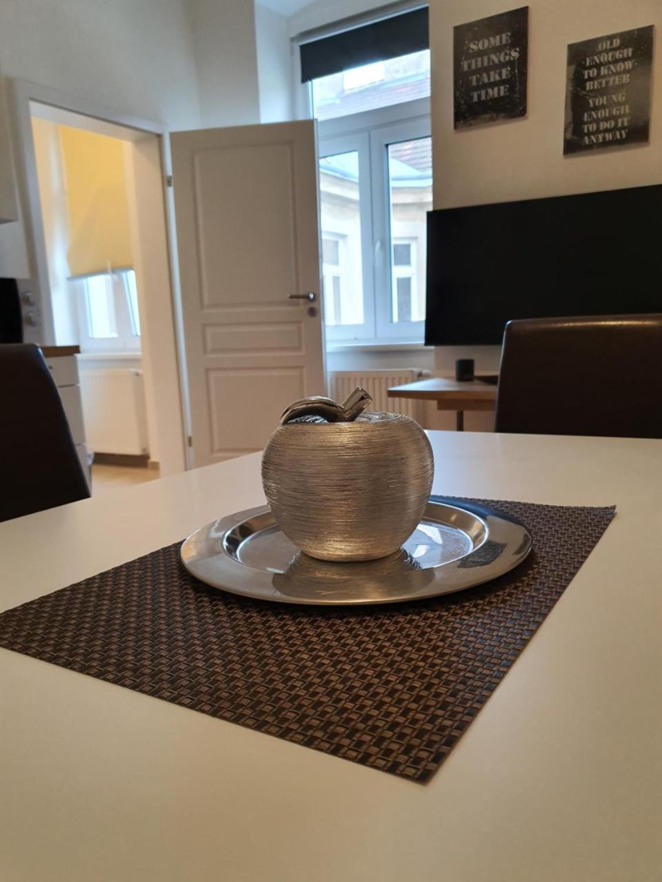 Raimond Apartment Ottakring Top 22 2