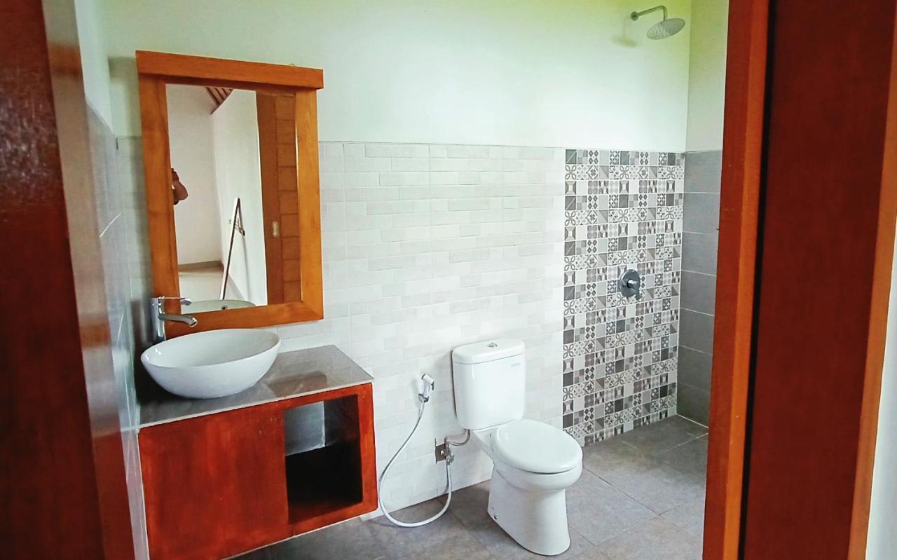 Uma Manyar Sunset Villa 2