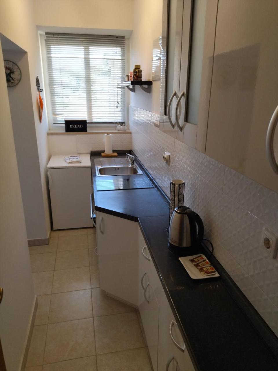 Charming Little Apartment 2