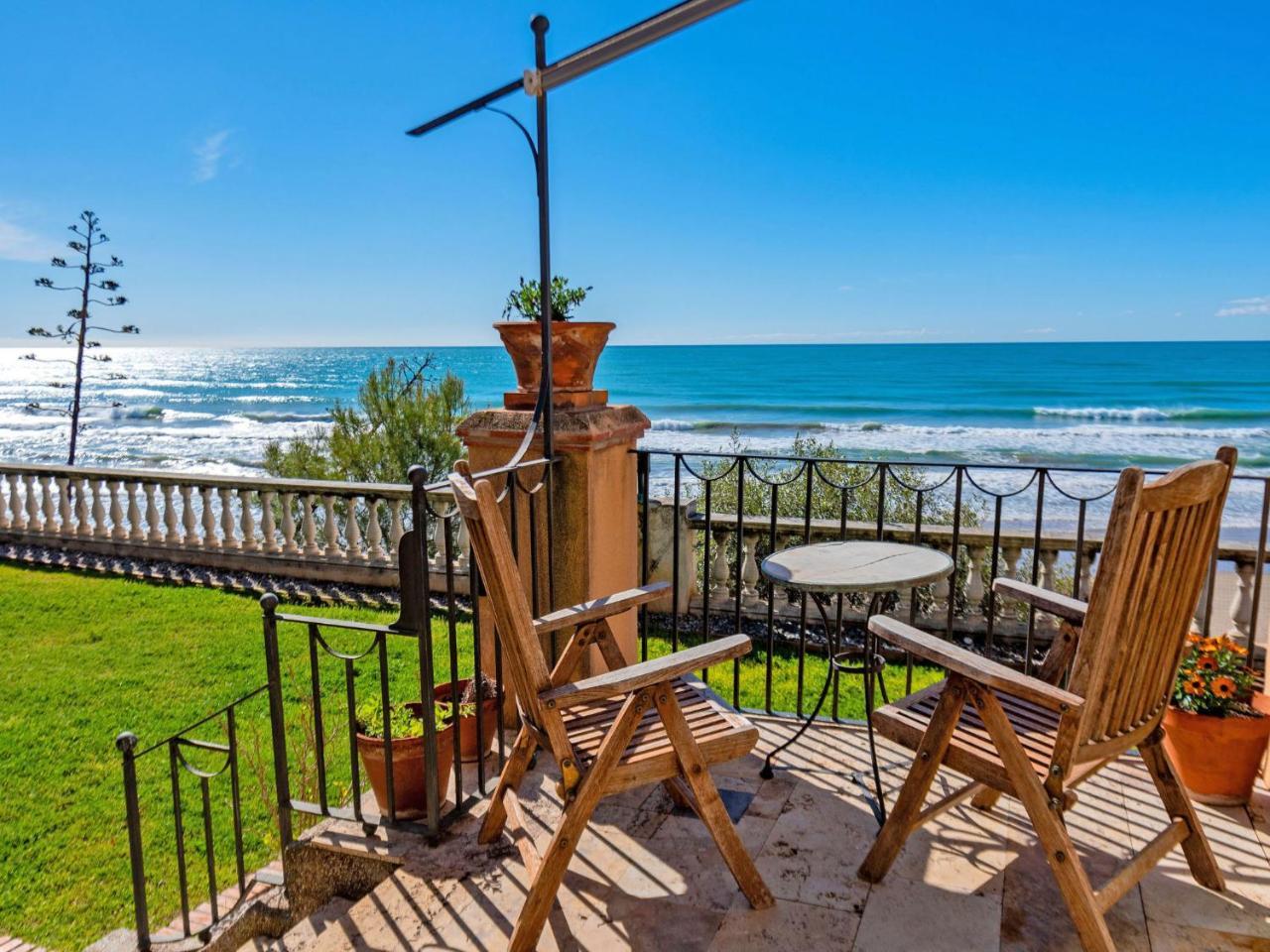 Holiday Home Rocamar 2