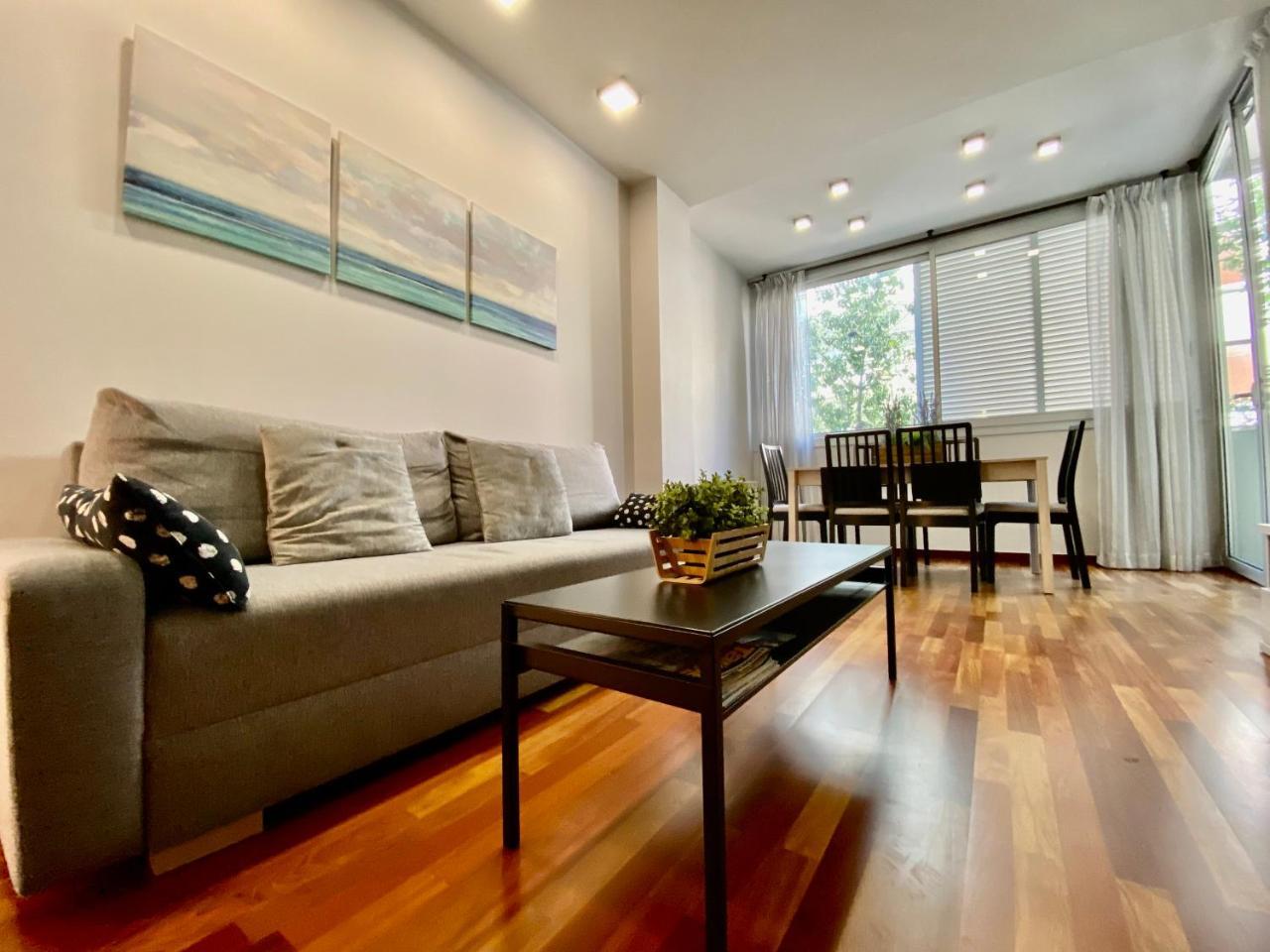 Carmed Homely Apartment by Hlclub Agency 2