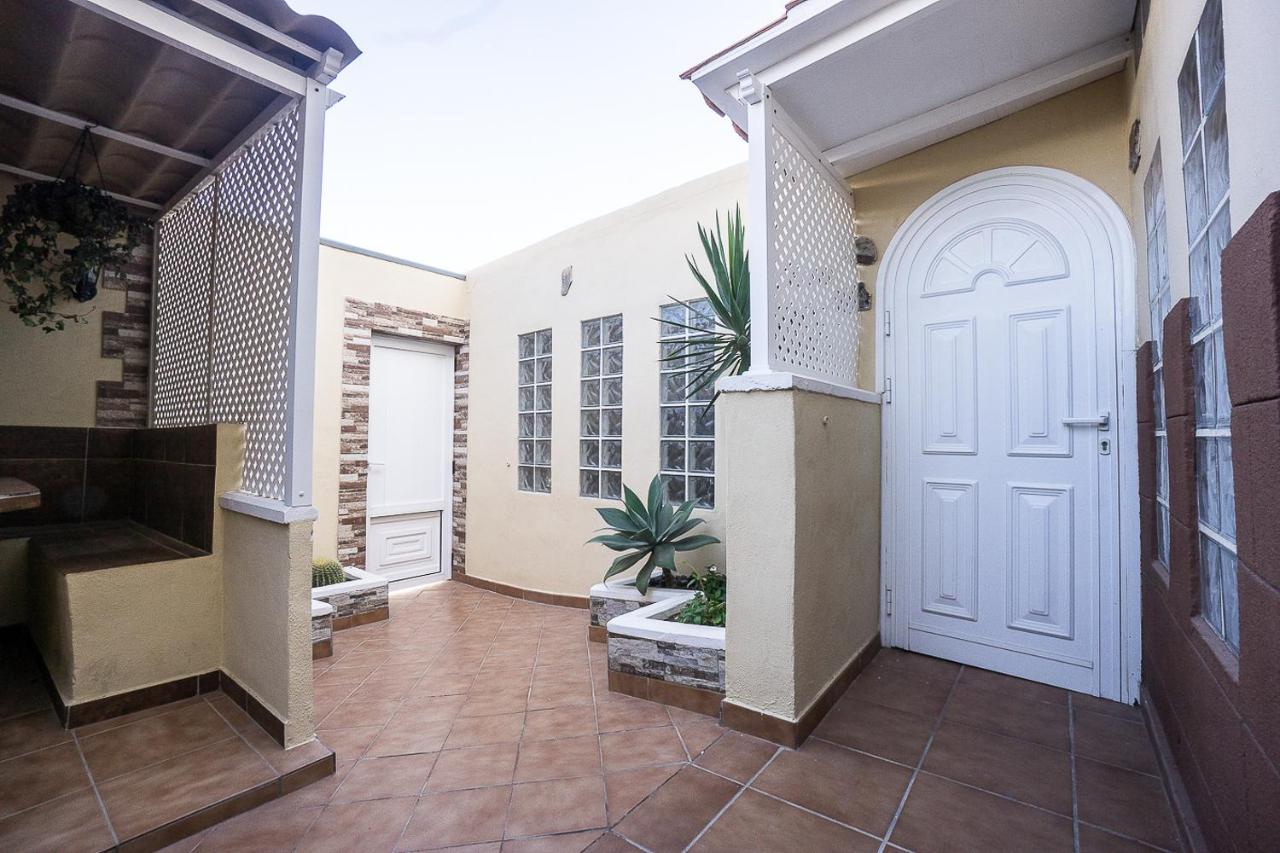 Petunia 75 (Adults Only) 1