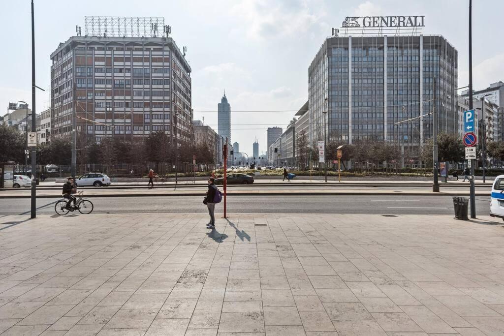 Easylife - Bello E Luminoso Flat in Zona Centrale 2