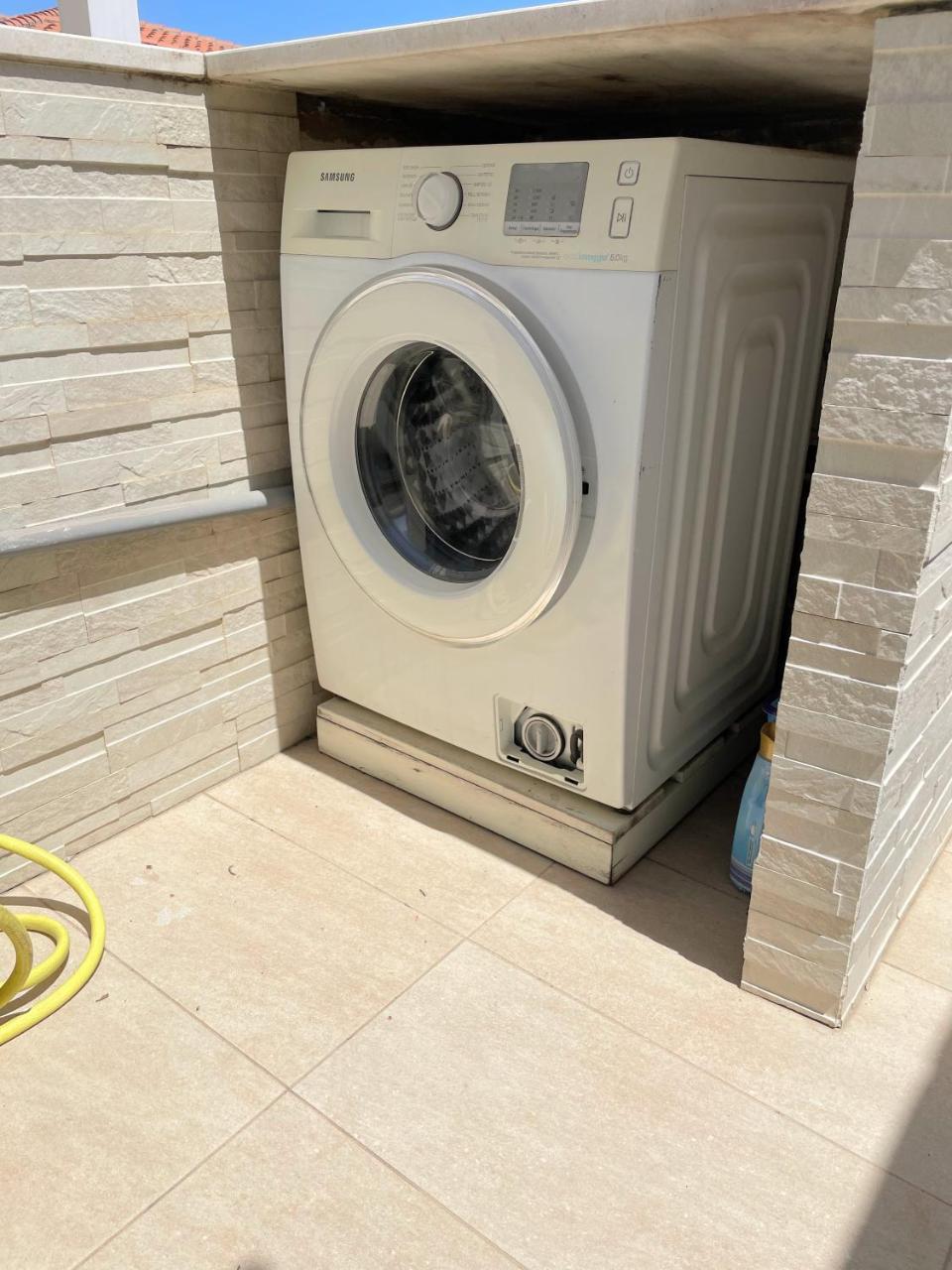 H41 Attico Moderno Vista Mare in Centro Storico Budoni 1