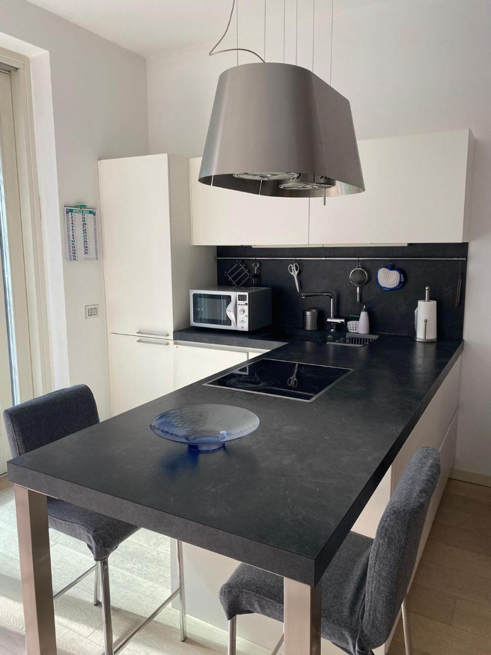 Lovely Apartment in the New Porta Nuova Area 1