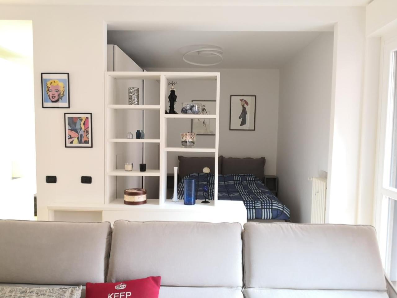 Altido Sleek Studio W/Balcony 2