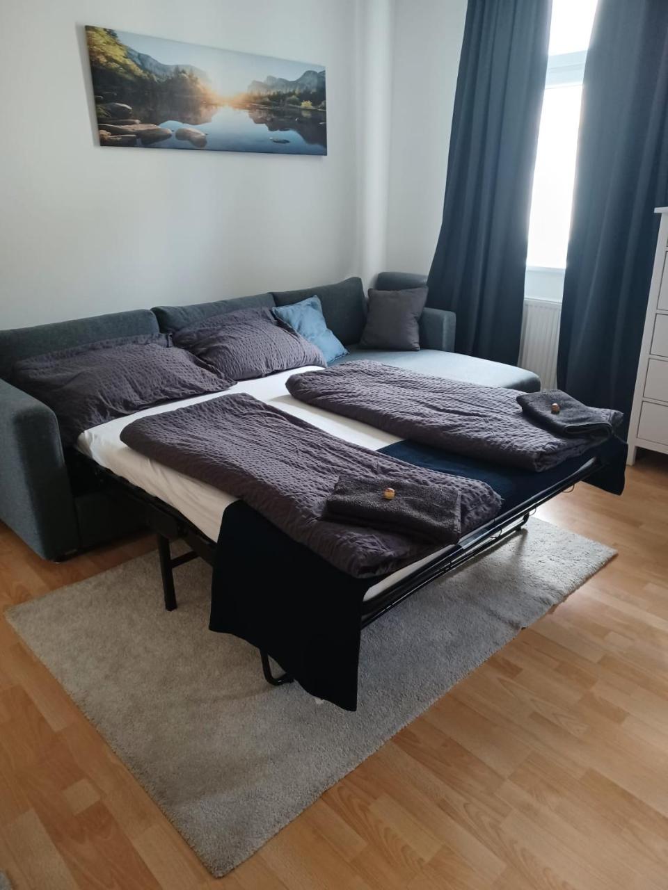 Cozy 2 Room Apartment - Enjoy Viennas Summer Vibes 1