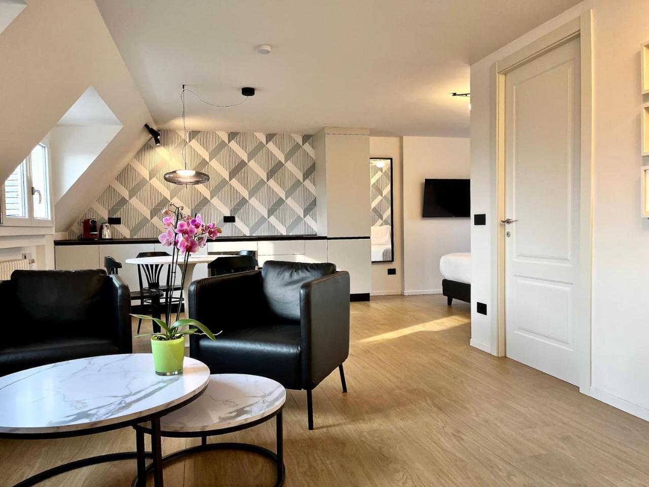 15 Min From Duomo & Brera 1