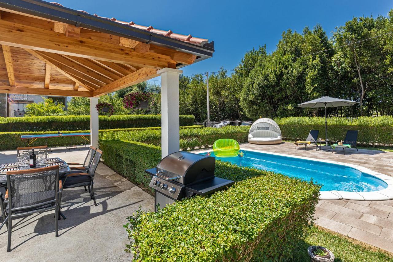 Green Paradise with Swimming Pool 1