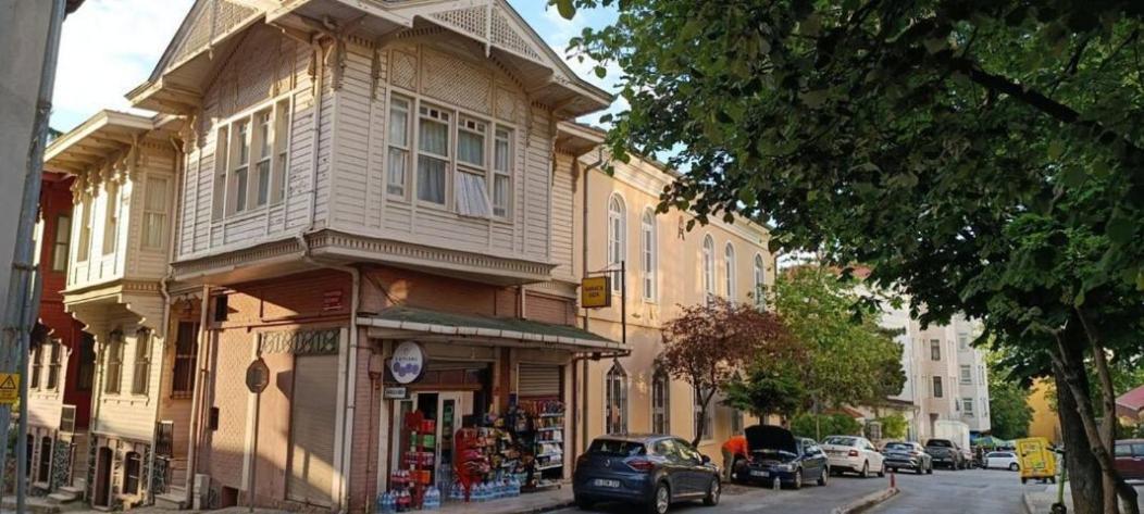 Uskudar Villa in a Great Location 2