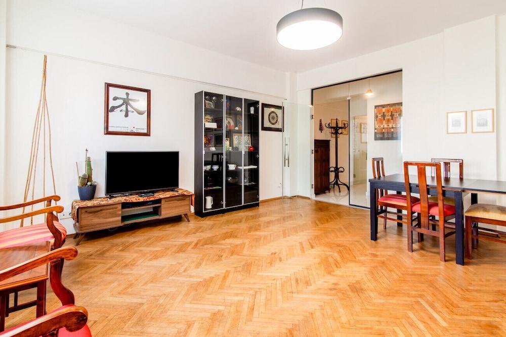 Cozy Flat Near Taksim Square in Beyoglu 2