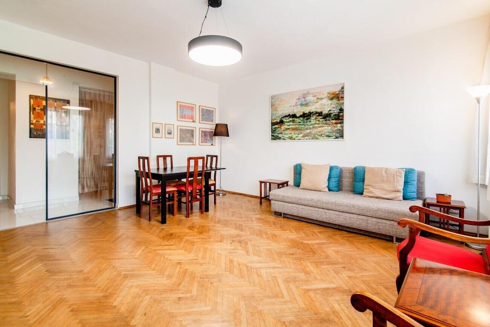 Cozy Flat Near Taksim Square in Beyoglu 1