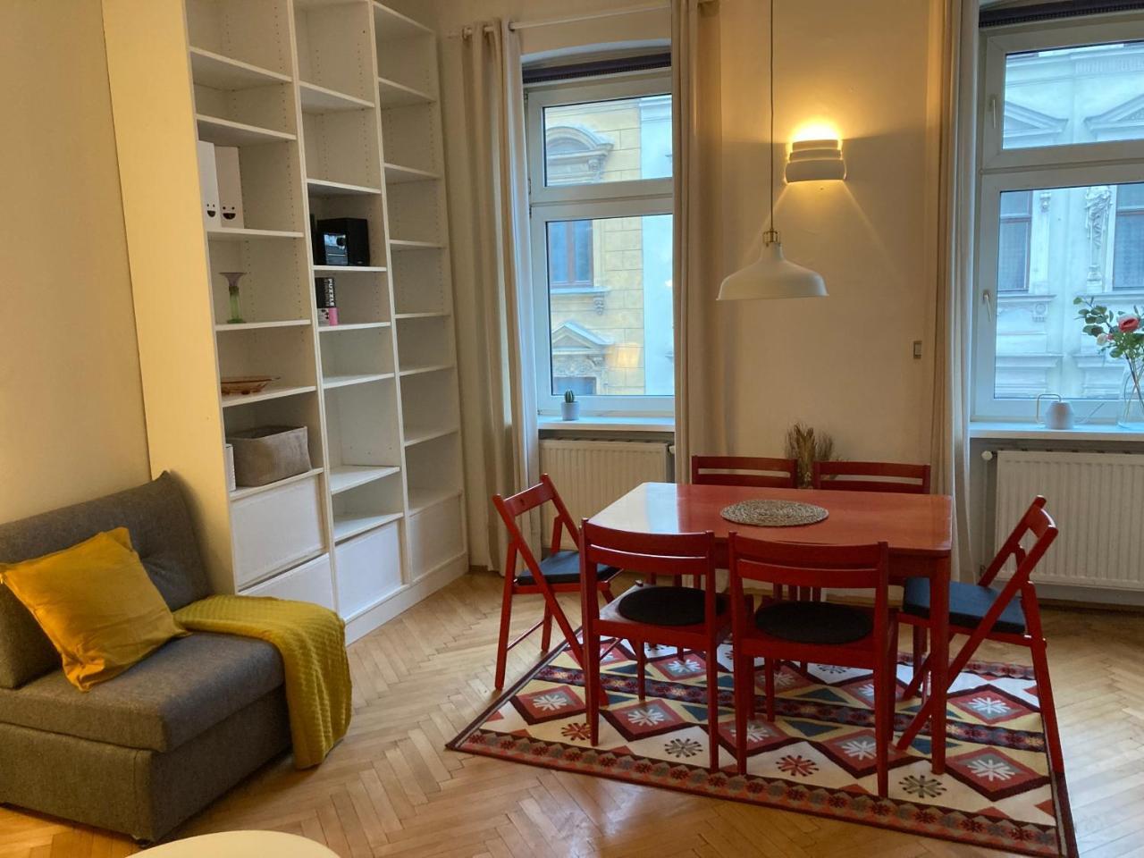 Stilvolle Wohnung Am Yppenplatz 1