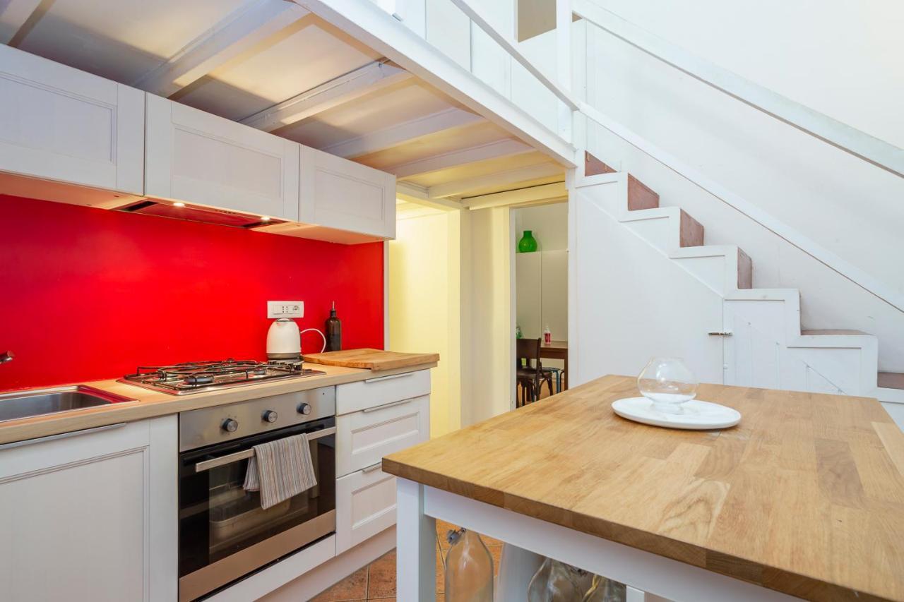 [Flat in Isola] de Castillia 22