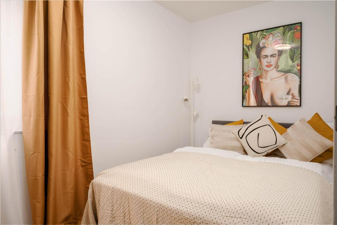 King Bed Home, Next To Akh Michelbeuern