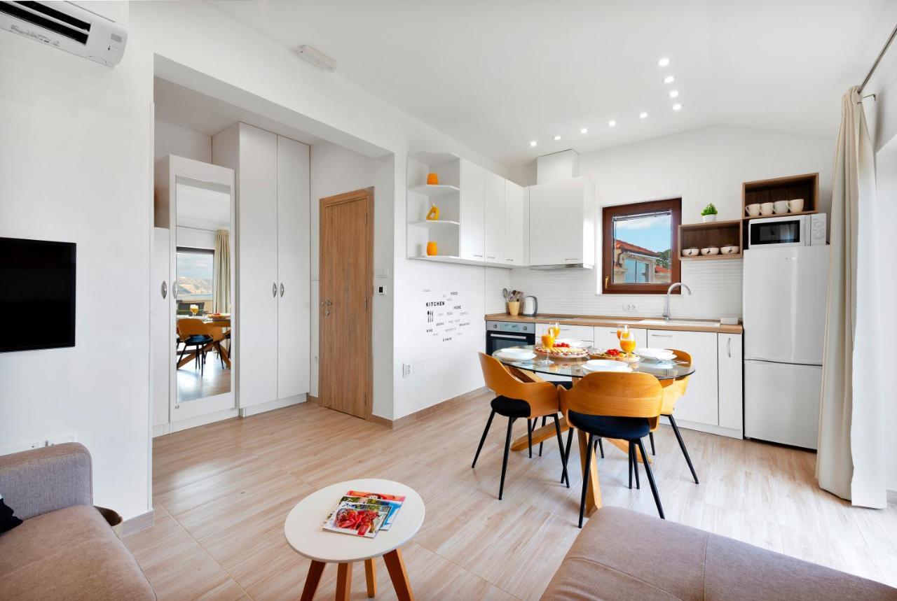 Penthouse with Panoramic View 2