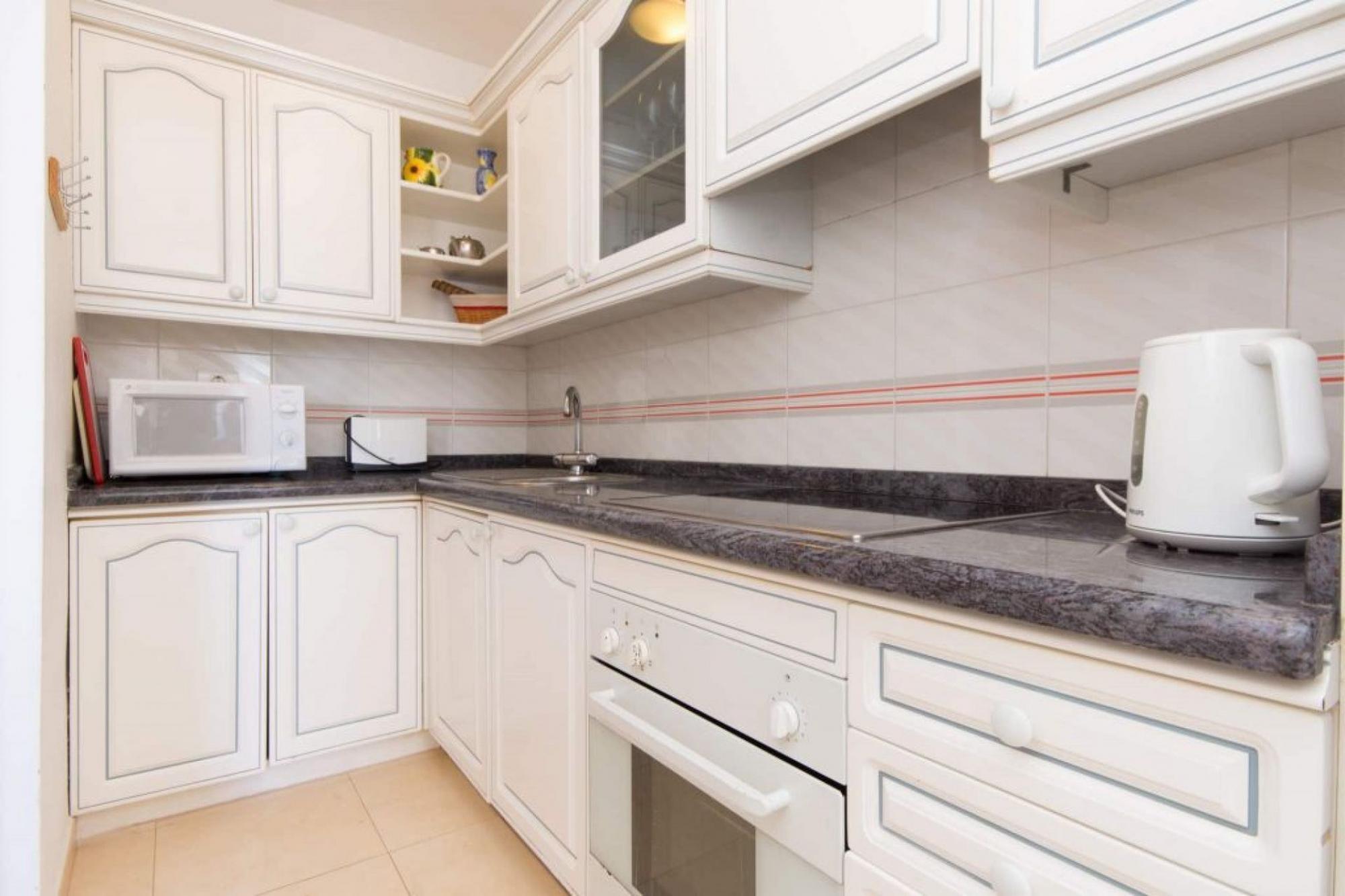 The Escape, Golf Del Sur 1