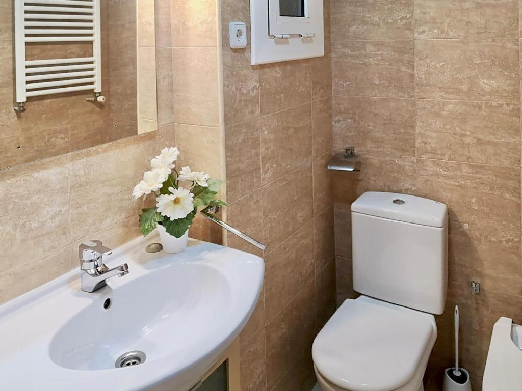 Golden Sands by Hello Homes Sitges 1