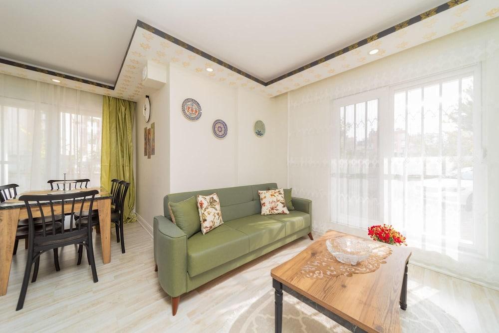 Excellent Flat Close To Kaleici in Muratpasa