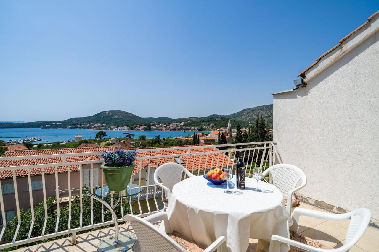 Apartments Villa Cerjak 1