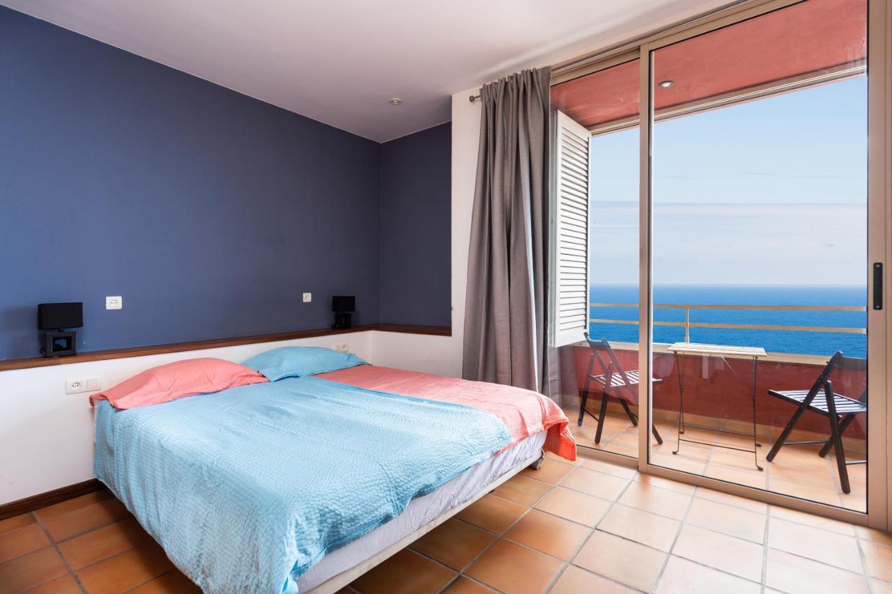 Spectacular Beachfront Loft-Style Casa Corina II 1