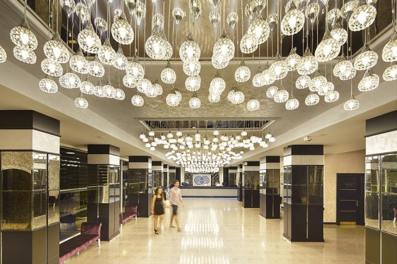 Grand Ideal Premium 1