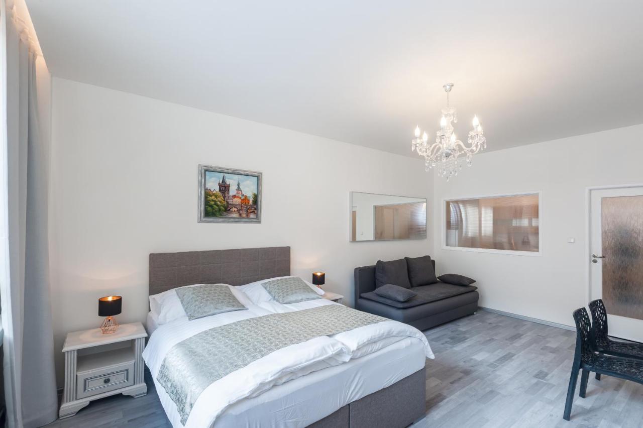 Prague Serenity Suites And Apartments 2