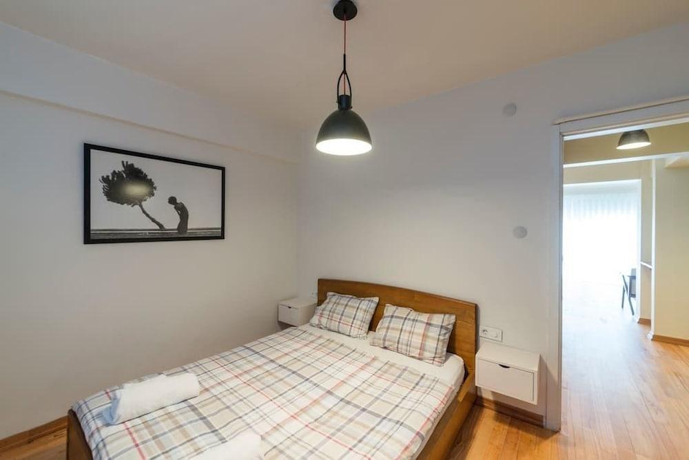 City Style Penthouse in Downtown 1