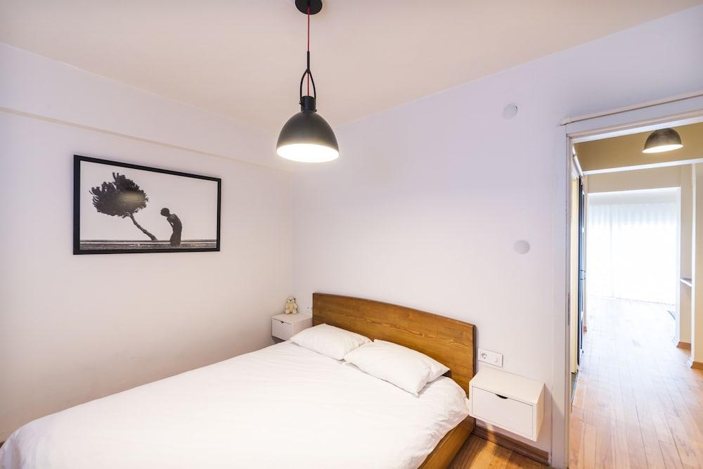 Spotless Flat in Central 1