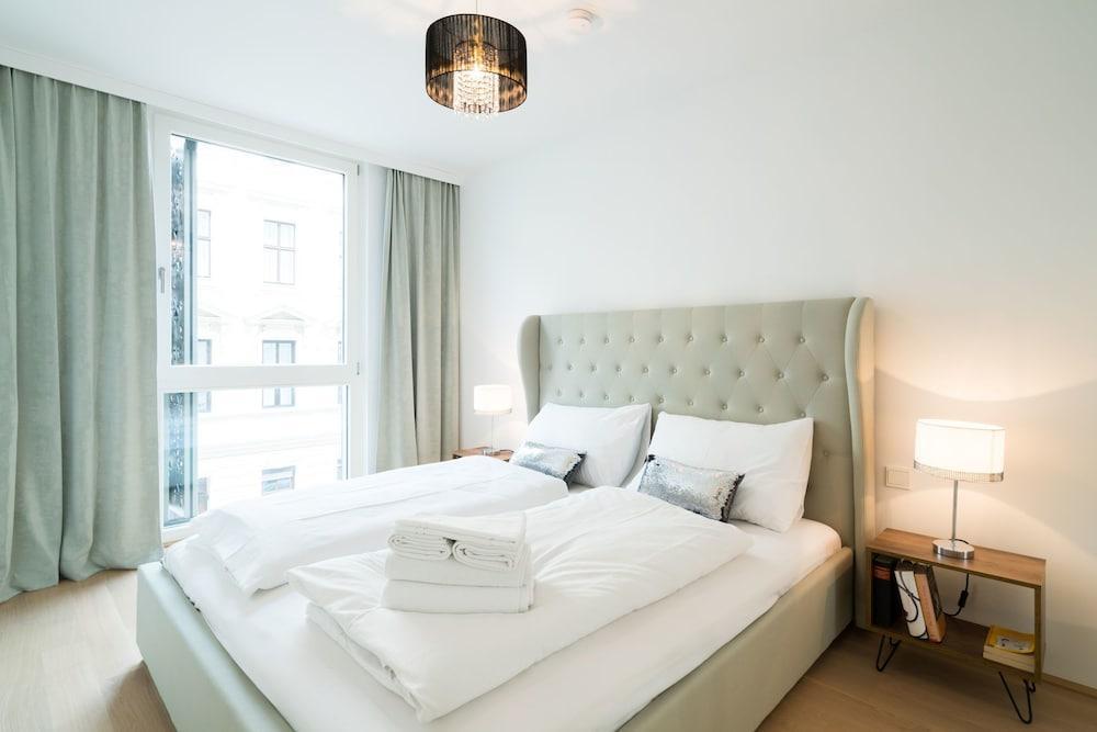 Vienna Residence Spacious Apartment for Up To 4 Guests Directly at the U4 2