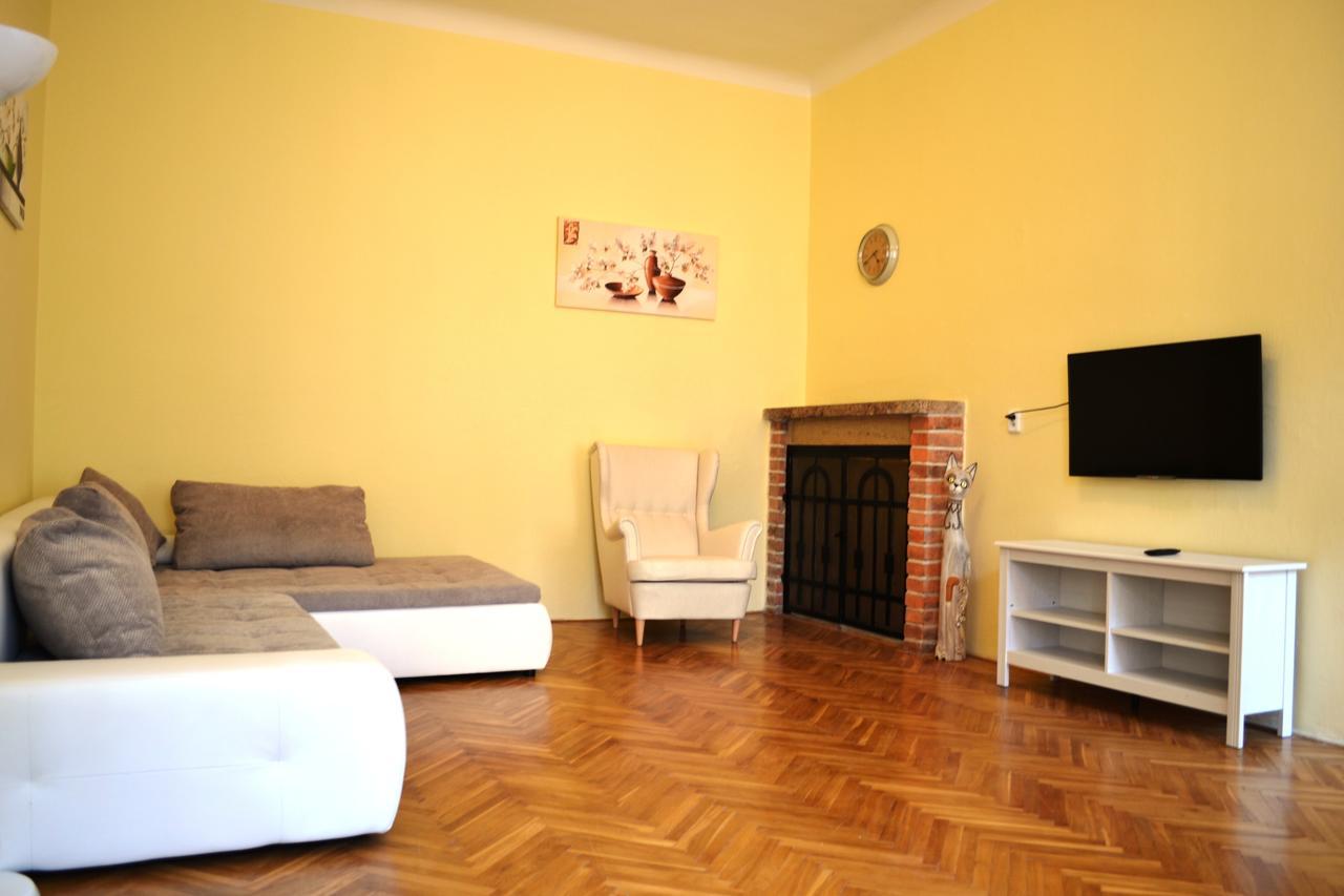 Sunflower 2bdr Flat by Ruterra 2