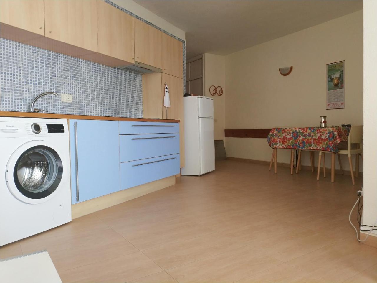 Apartment with Nice Sea And Mountain View 1